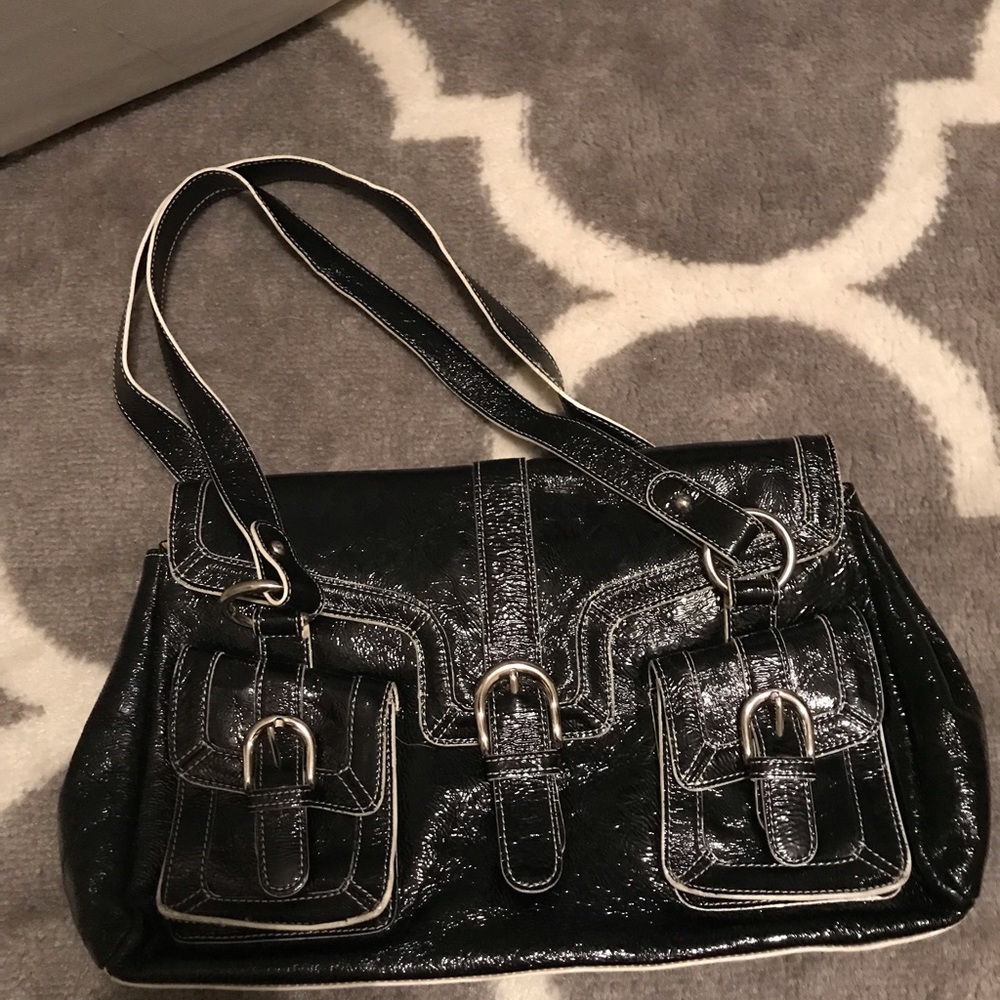 Maxx New York black patent leather purse